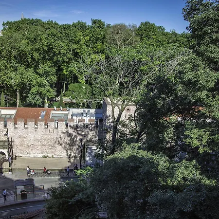 Отель Sirkeci Ersu & 3*