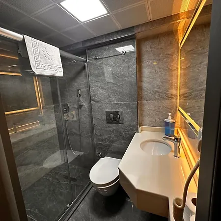 Sirkeci Ersu & 3*