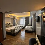 Sirkeci Ersu & فندق
