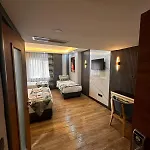 Sirkeci Ersu & Hotel Estambul